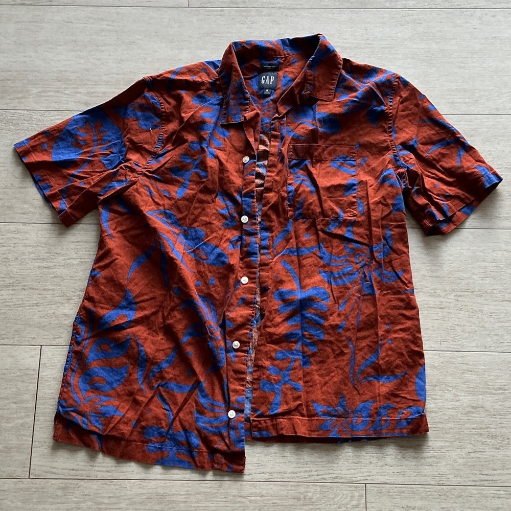 GAP Men's Brown and Blue Tropical Print Shirt